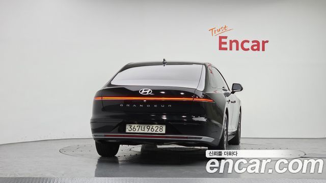 Hyundai Grandeur (GN7) 2,5 Gasoline 2WD Premium 2023 — фото 4