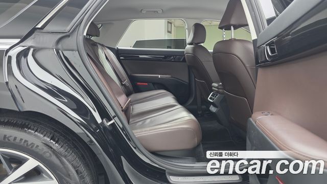 Hyundai Grandeur (GN7) 2,5 Gasoline 2WD Premium 2023 — фото 11