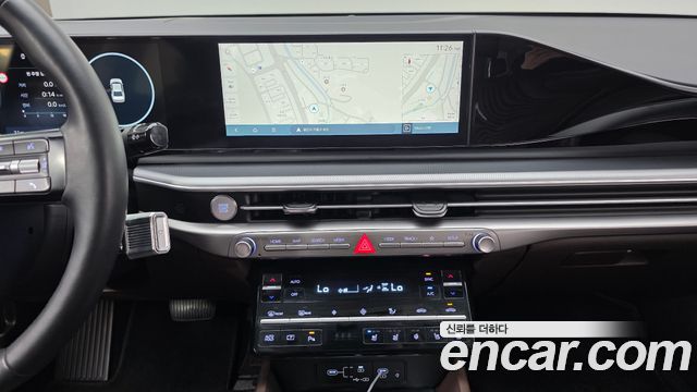 Hyundai Grandeur (GN7) 2,5 Gasoline 2WD Premium 2023 — фото 13