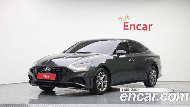 Hyundai Sonata (DN8) 2.0 Modern