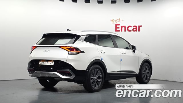 Kia Sportage (V) Diesel 2.0 2WD Nobleless 2022 — фото 2