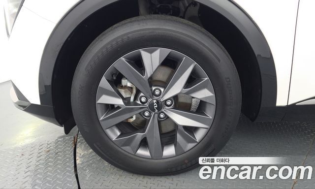 Kia Sportage (V) Diesel 2.0 2WD Nobleless 2022 — фото 5