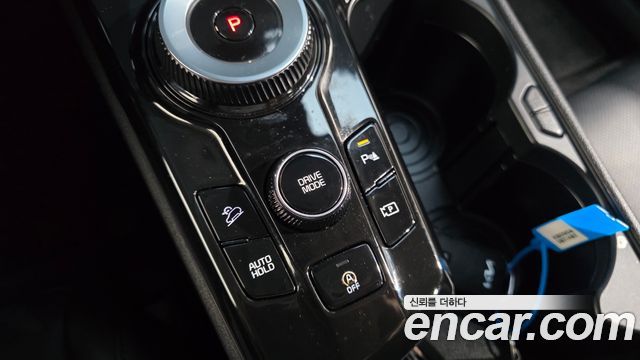 Kia Sportage (V) Diesel 2.0 2WD Nobleless 2022 — фото 9