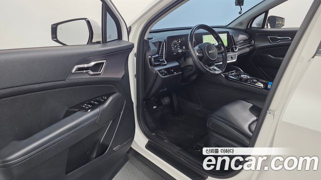 Kia Sportage (V) Diesel 2.0 2WD Nobleless 2022 — фото 10