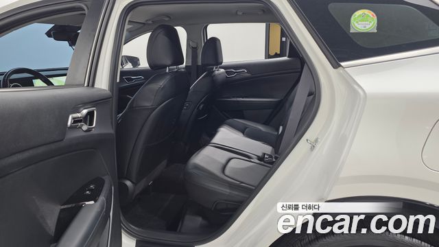 Kia Sportage (V) Diesel 2.0 2WD Nobleless 2022 — фото 11