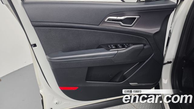 Kia Sportage (V) Diesel 2.0 2WD Nobleless 2022 — фото 24