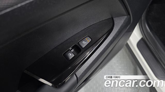 Kia Sportage (V) Diesel 2.0 2WD Nobleless 2022 — фото 33