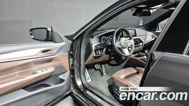 BMW 6 Series GT (G32) 620d xDrive M Sport 2019 — фото 10