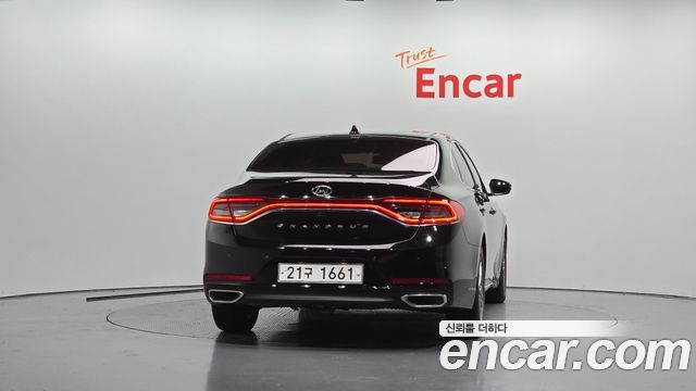 Hyundai Grandeur (IG) 2.4 Premium 2018 — фото 4