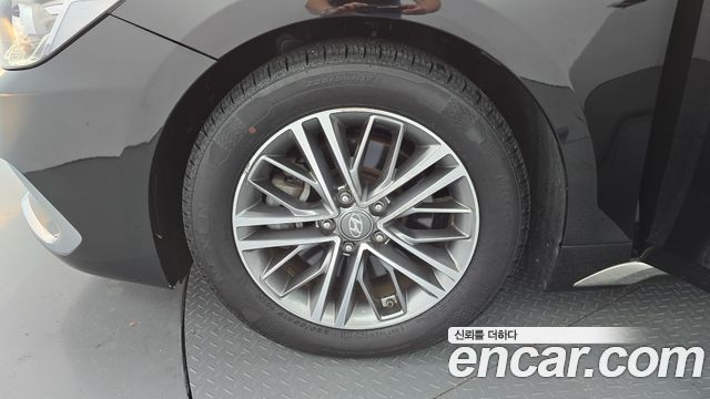 Hyundai Grandeur (IG) 2.4 Premium 2018 — фото 5