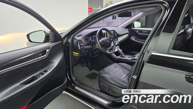 Hyundai Grandeur (IG) 2.4 Premium 2018 — фото 10
