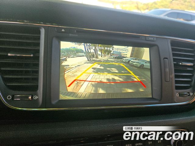 Kia Carnival 9-seater Prestige 2016 — фото 17
