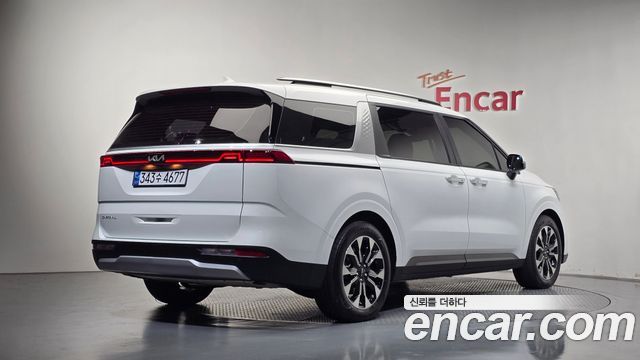Kia Carnival (IV) Gasoline 9-Seater Prestige 2023 — фото 2