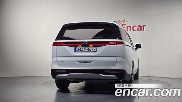 Kia Carnival (IV) Gasoline 9-Seater Prestige 2023 — фото 4