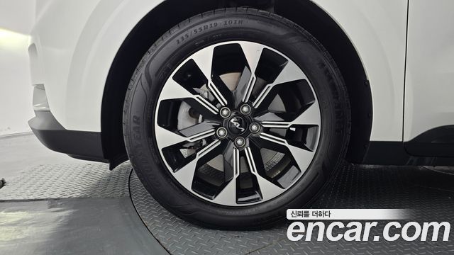 Kia Carnival (IV) Gasoline 9-Seater Prestige 2023 — фото 5