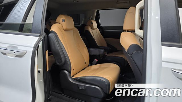 Kia Carnival (IV) Gasoline 9-Seater Prestige 2023 — фото 11