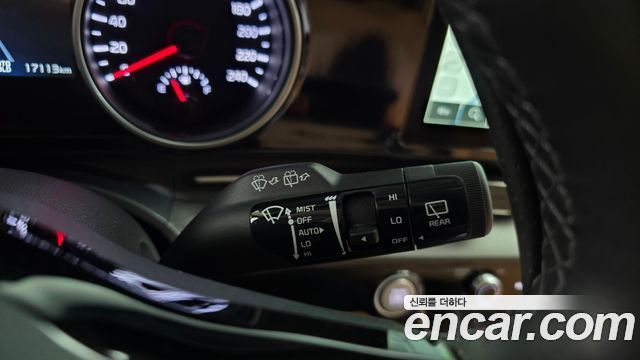 Kia Carnival (IV) Gasoline 9-Seater Prestige 2023 — фото 20