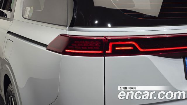 Kia Carnival (IV) Gasoline 9-Seater Prestige 2023 — фото 23