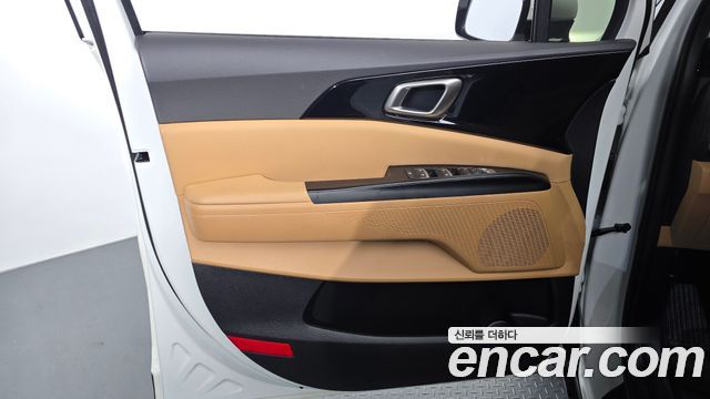Kia Carnival (IV) Gasoline 9-Seater Prestige 2023 — фото 24