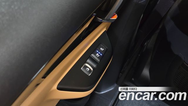 Kia Carnival (IV) Gasoline 9-Seater Prestige 2023 — фото 27
