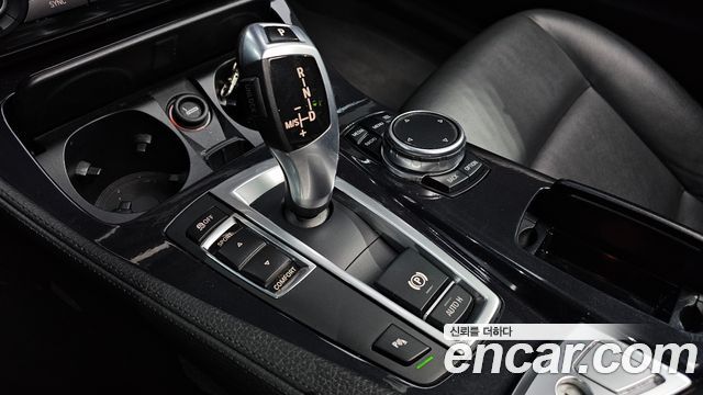 BMW 5 Series (F10) 520d 2015 — фото 9
