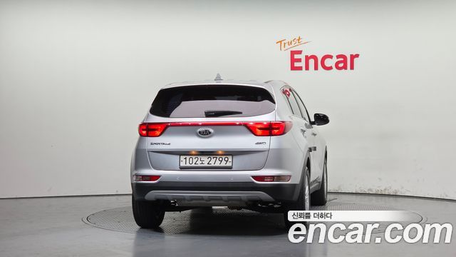 Kia Sportage (IV) Diesel 2.0 4WD Trendy 2018 — фото 4
