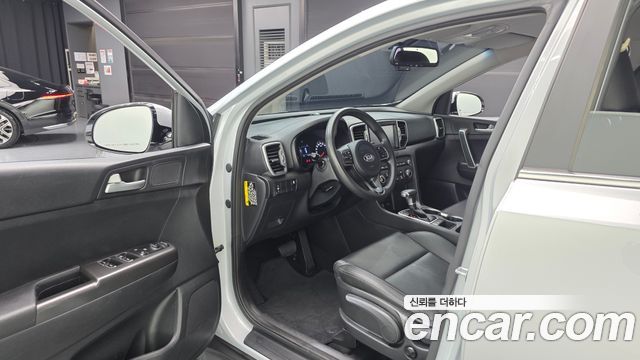 Kia Sportage (IV) Diesel 2.0 4WD Trendy 2018 — фото 10