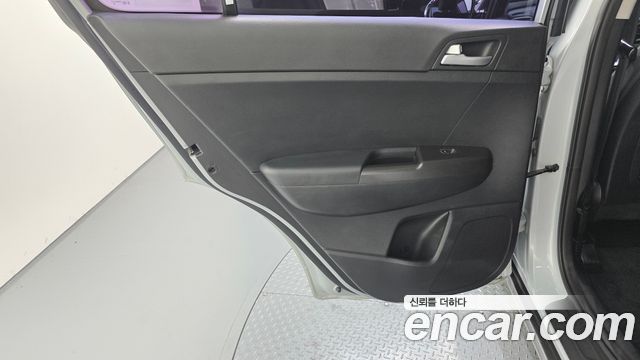 Kia Sportage (IV) Diesel 2.0 4WD Trendy 2018 — фото 25