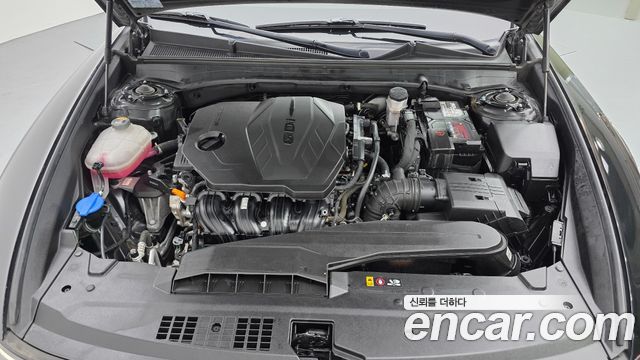 Hyundai Grandeur (GN7) 2,5 Gasoline 2WD Premium 2023 — фото 6
