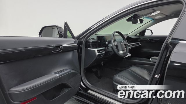 Hyundai Grandeur (GN7) 2,5 Gasoline 2WD Premium 2023 — фото 10