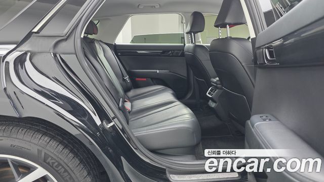 Hyundai Grandeur (GN7) 2,5 Gasoline 2WD Premium 2023 — фото 15