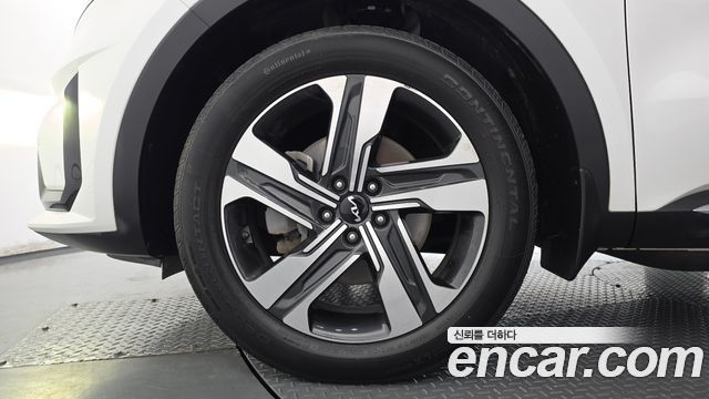 Kia Sorento (IV) HEV 1.6 2WD Noblesse 2023 — фото 5