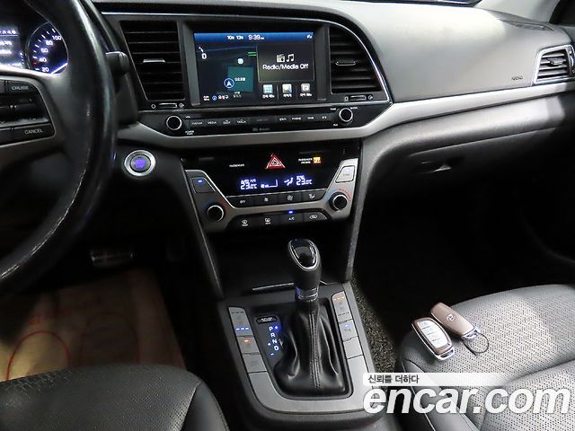 Hyundai Avante (AD) 1.6 GDI Premium 2017 — фото 10