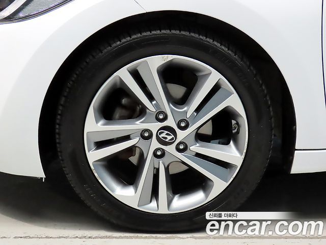 Hyundai Avante (AD) 1.6 GDI Premium 2017 — фото 24