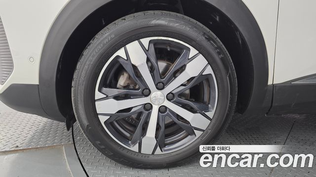 Peugeot 5008 (II) 1.5 BlueHDi GT 2022 — фото 5