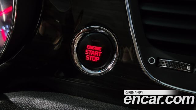Kia Carnival 9-Seater Prstige 2020 — фото 20