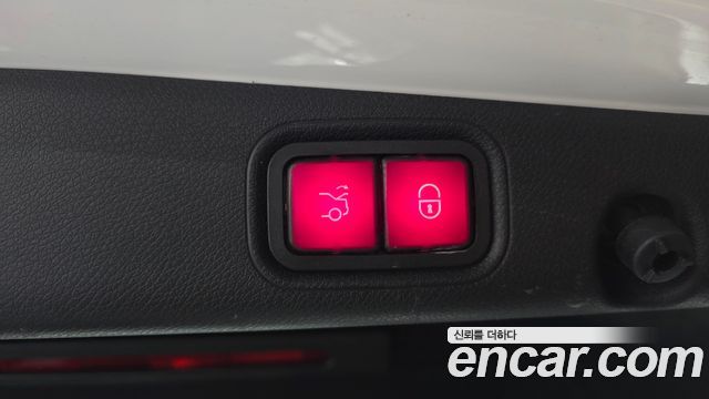 Mercedes-Benz E-Class (W213) E220d Avantgarde 2020 — фото 33
