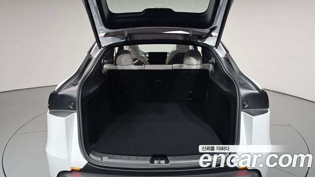 Tesla Model Y Premium RWD 2027 — фото 20