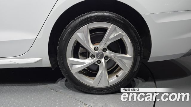 Audi A4 (B9) 35 TDI Premium 2020 — фото 21