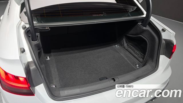 Audi A4 (B9) 35 TDI Premium 2020 — фото 36