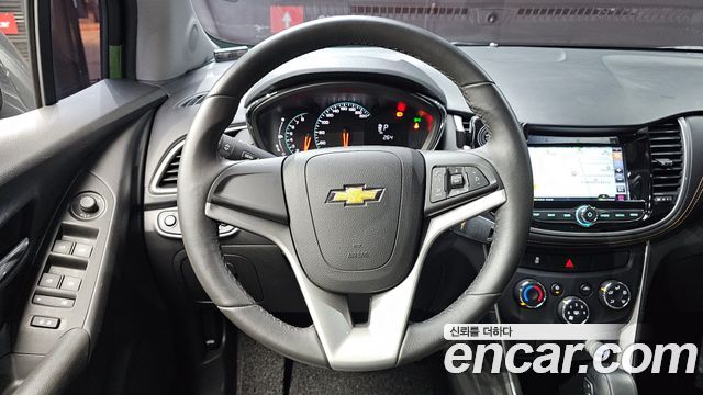 Chevrolet Trax 1.4 LS Deluxe 2018 — фото 13