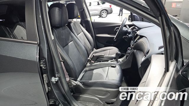 Chevrolet Trax 1.4 LS Deluxe 2018 — фото 26