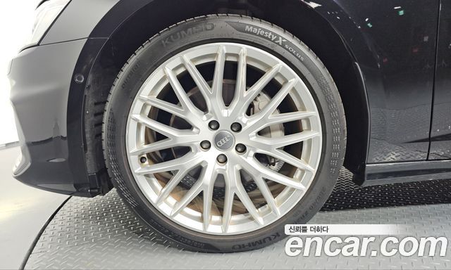 Audi A6 (C8) 45 TFSI Quattro 2020 — фото 5