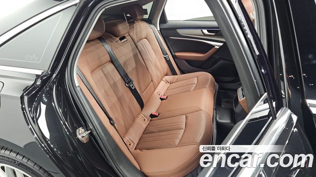 Audi A6 (C8) 45 TFSI Quattro 2020 — фото 11