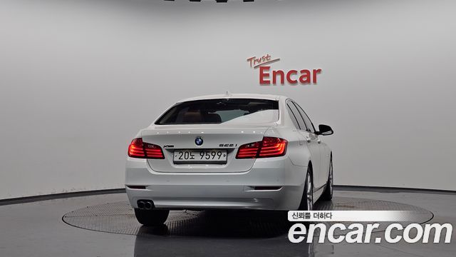 BMW 5 Series (F10) 528i xDrive 2015 — фото 4
