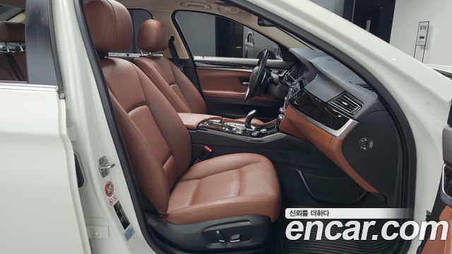 BMW 5 Series (F10) 528i xDrive 2015 — фото 11