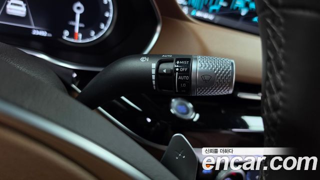 Genesis G80 (RG3) Gasoline 2.5 Turbo AWD 2022 — фото 28