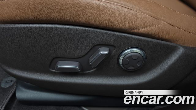 Genesis G80 (RG3) Gasoline 2.5 Turbo AWD 2022 — фото 31