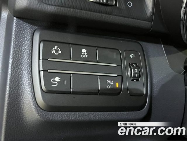 KG Mobility (SsangYong) Tivoli Air Diesel RX 2WD 2016 — фото 17
