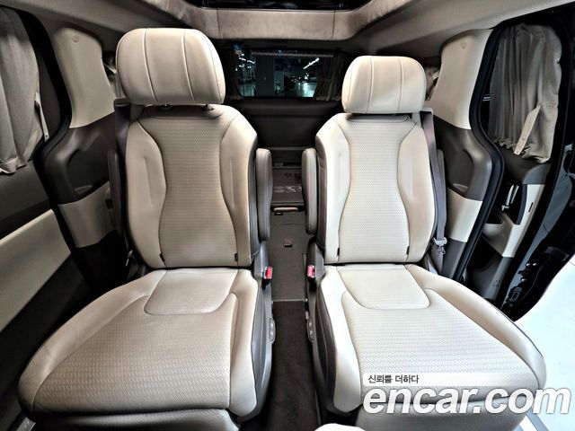 Kia Carnival (IV) Gasoline 7-Seater Hi-Limousine Signature 2023 — фото 9